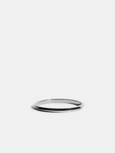 Charger l'image dans la galerie, Bague Anagramme Ruban biseau extérieur
